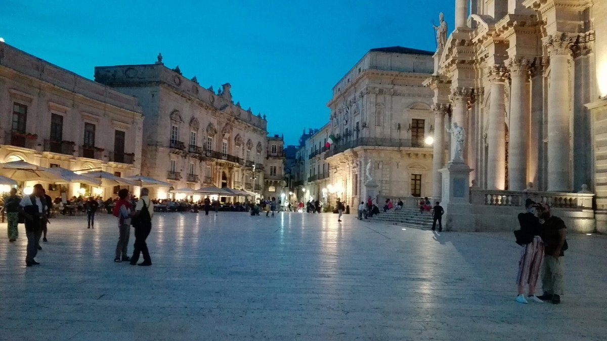 Open square sightline