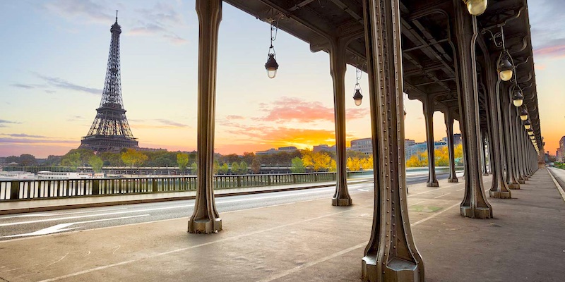 Bir-Hakeim bridge approach