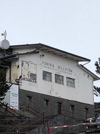 Cable car station